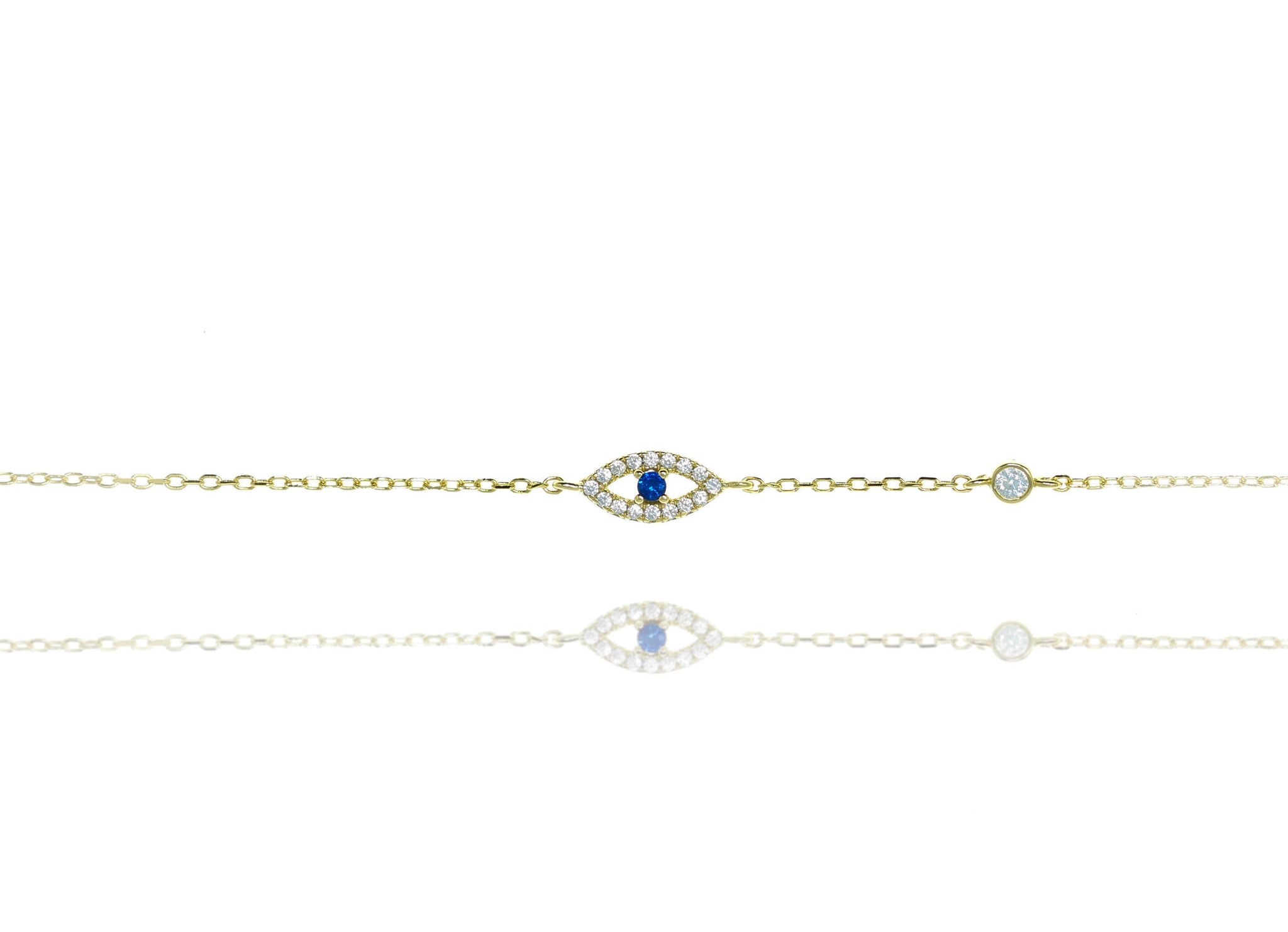 
Gold-plated on silver evil eye chain bracelet with blue centre stone and CZ rim.

