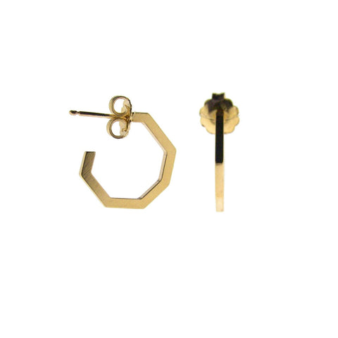 
Gold plated hexagon-shaped open hoop earring with a diameter of 15 mm, crafted in Italy.

