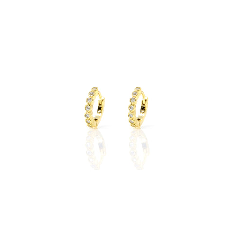 
Gold-plated on silver huggie earrings with cubic zirconia, 12mm diameter.

