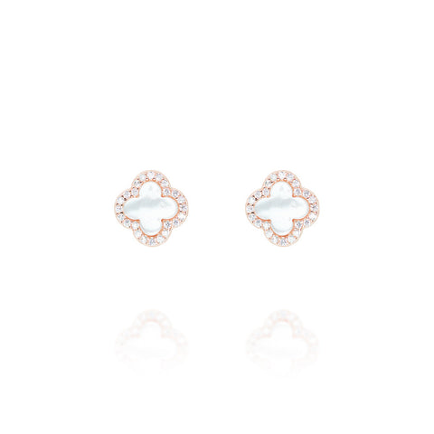 
Rose gold plated silver clover mother of pearl earrings with 8 mm diameter.

