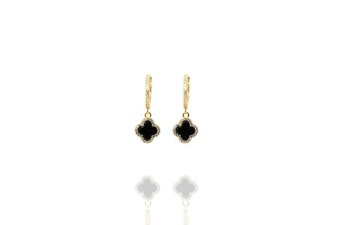 
Gold-plated hoop earrings with onyx drop rimmed with white cubic zirconia and 8mm clover design.

