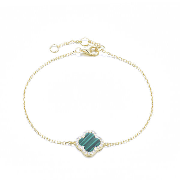 
Gold-plated silver bracelet with a malachite clover charm.

