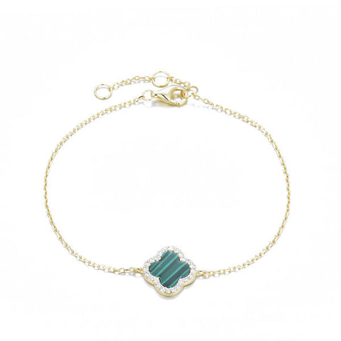 
Gold-plated silver bracelet with a malachite clover charm.

